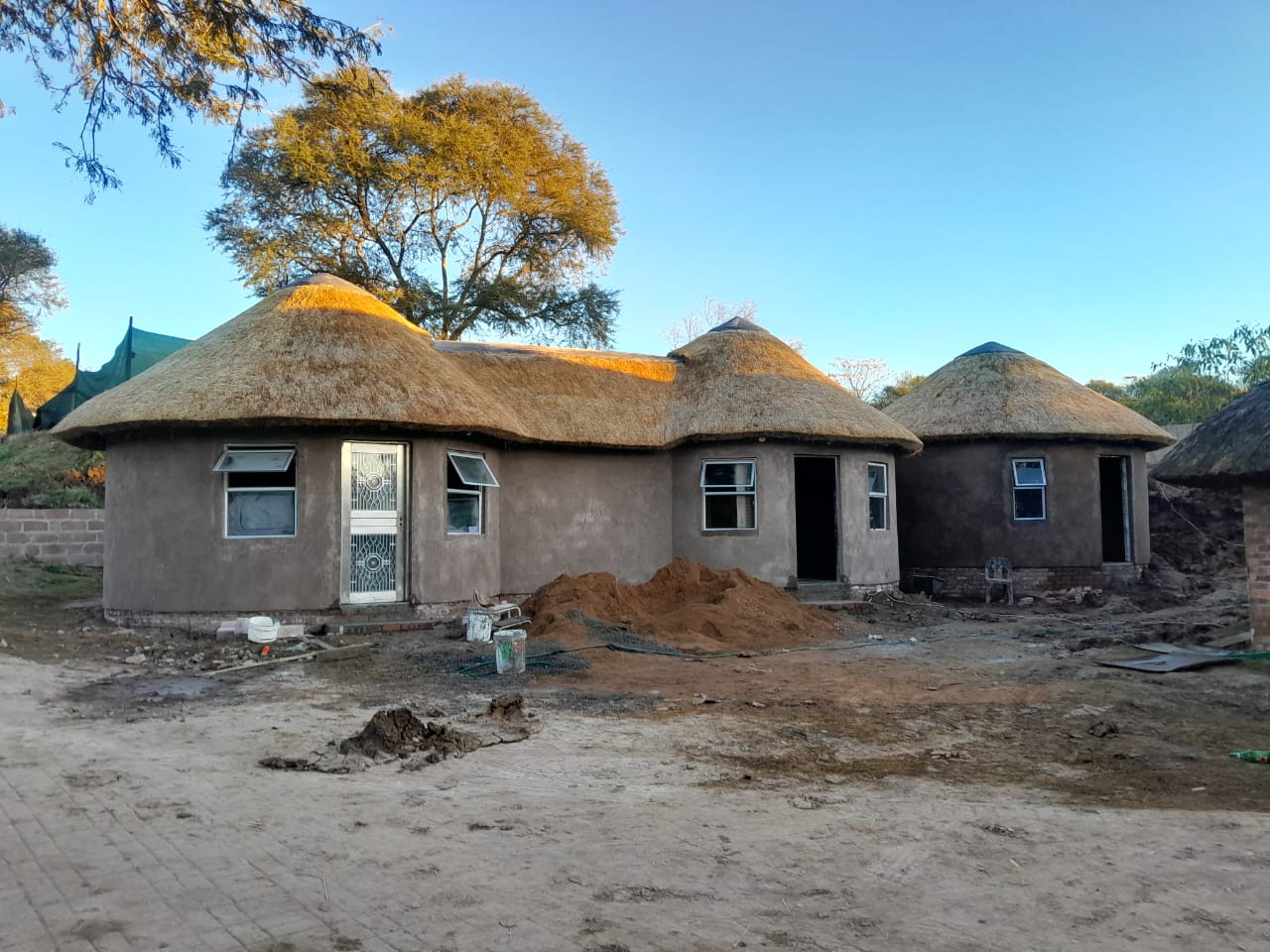 Thatching Roof Expects