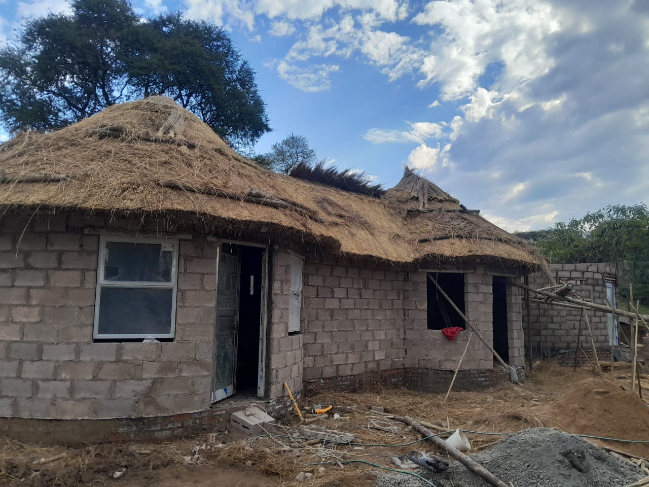 Thatching Roof Expects